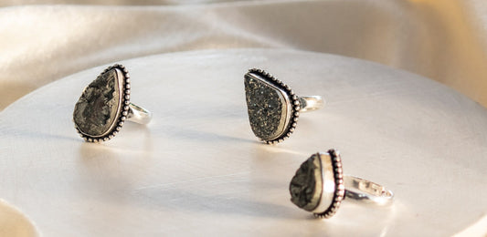 pyrite stone rings
