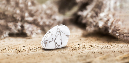 howlite crystal meaning
