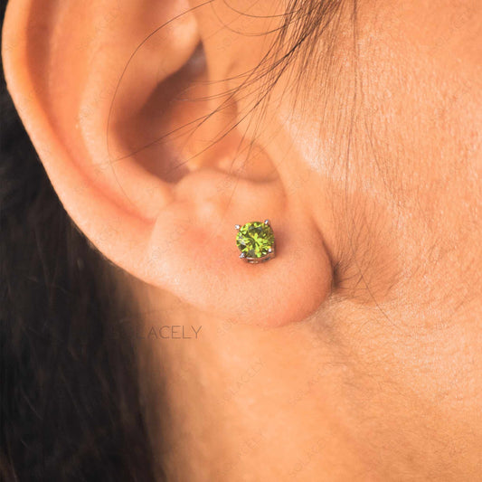 peridot sterling silver rhodium plated stud earrings 01
