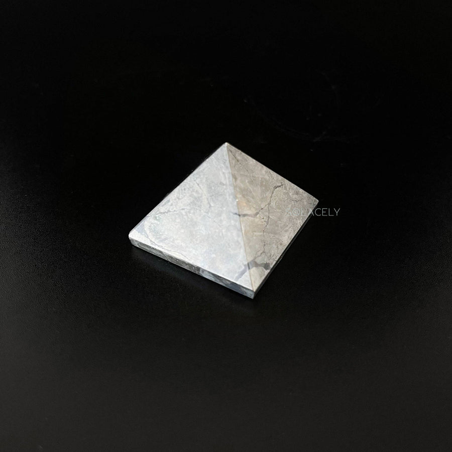 pyrite gemstone pyramid