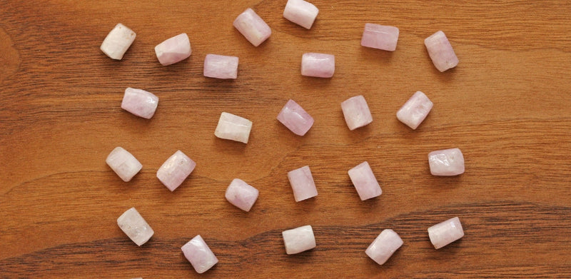 Kunzite Crystal: Meaning, Benefits, and Properties