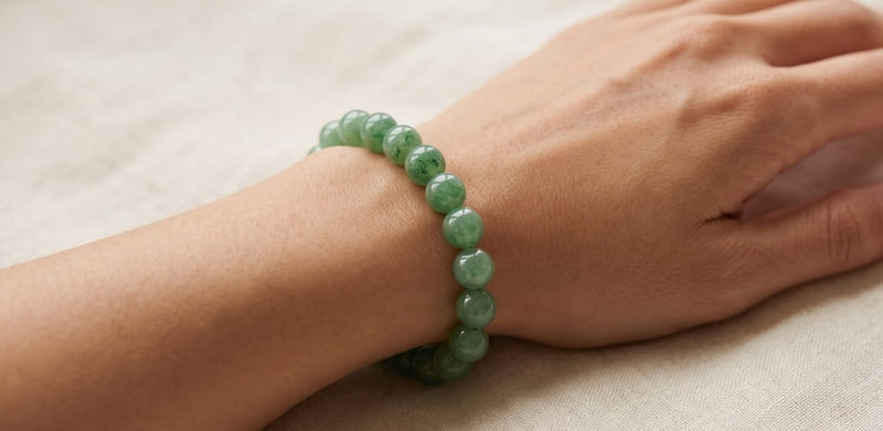 Green aventurine bracelet wearing guide