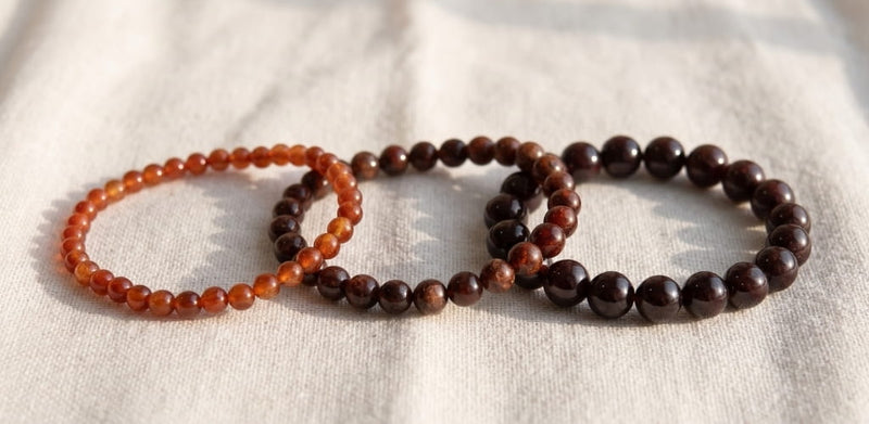 4mm, 6mm or 8mm? Choosing Your Hessonite Bracelet Bead Size