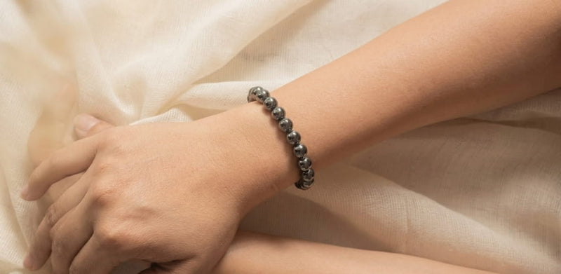 Which hand to wear hematite bracelet