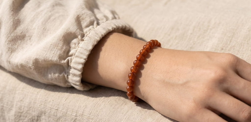 Which Hand to Wear a Hessonite Bracelet On