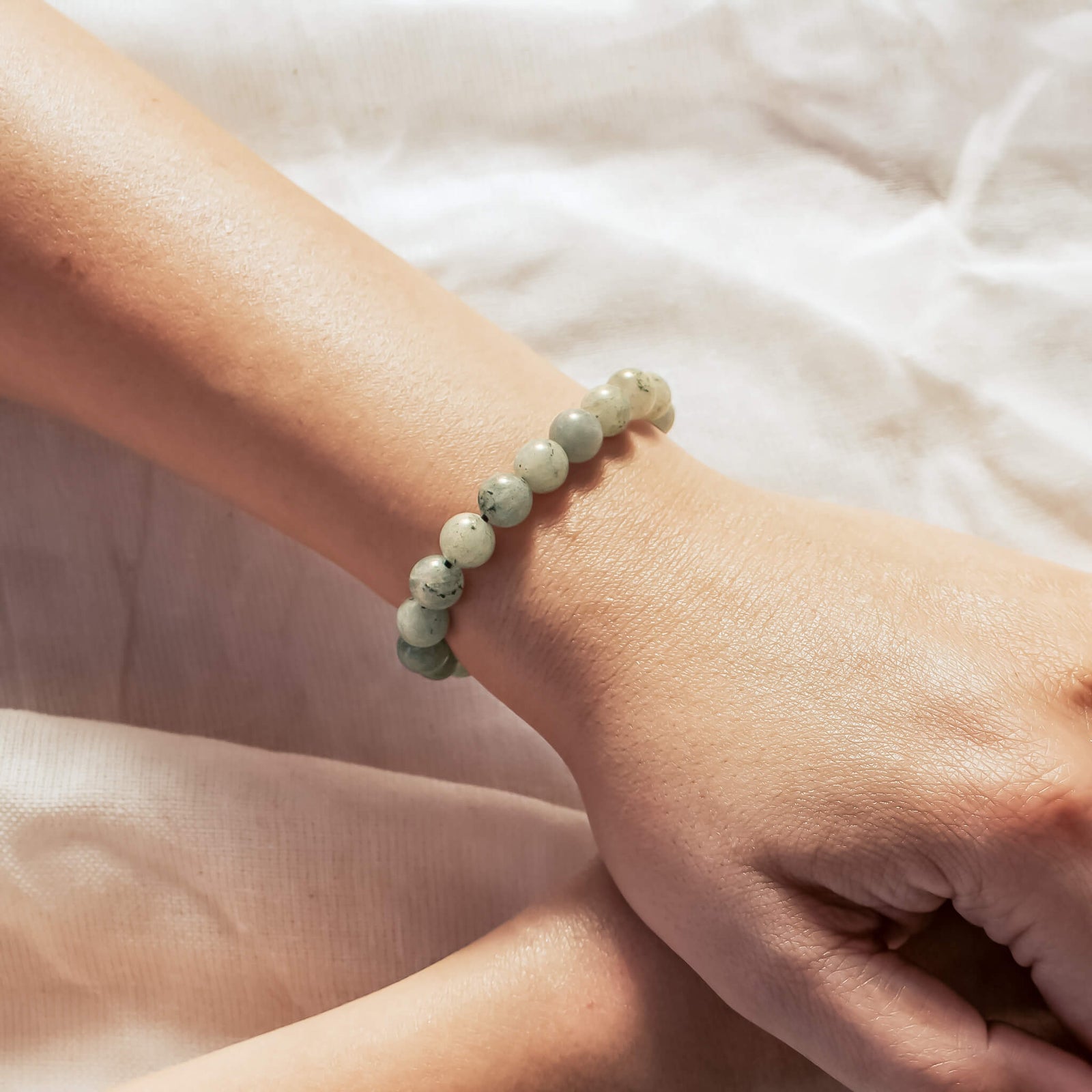 Labradorite crystal bracelet, grey stone with blue flash