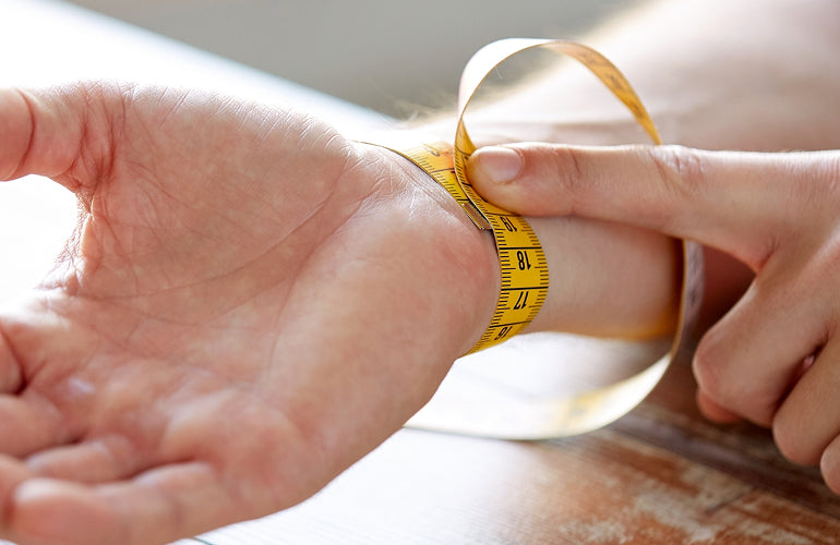 How to measure your wrist