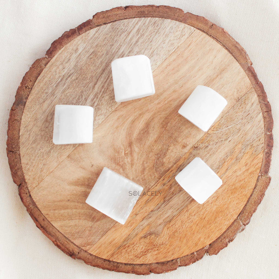 Selenite Tumble Stone – Pack of 5