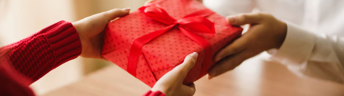 luxurious wedding return gift idea