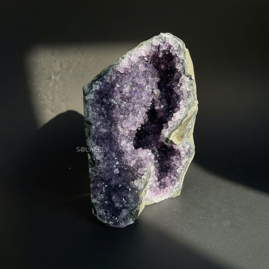 Brazilian Amethyst Geode – 1009g