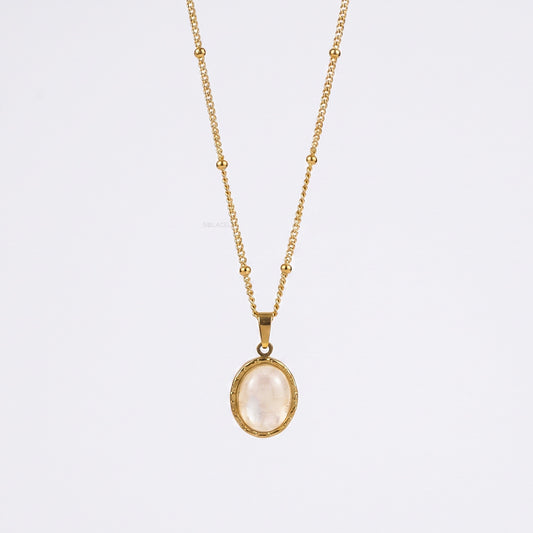 Dainty rose quartz necklace
