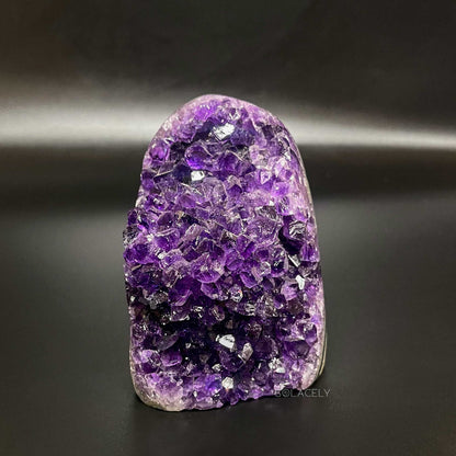 Decorative amethyst geode cluster 560gm