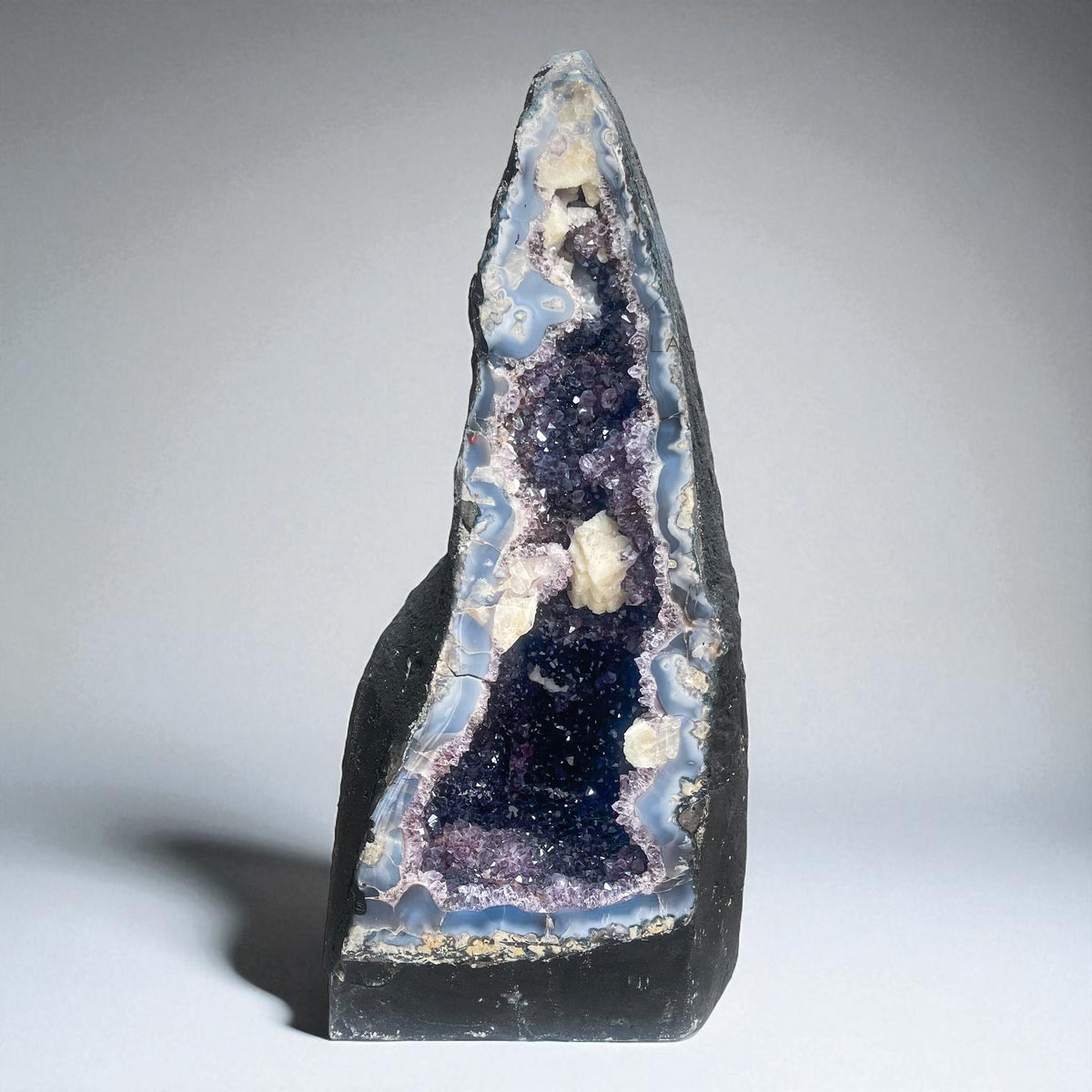 Amethyst Geode with Calcite (22 kg)