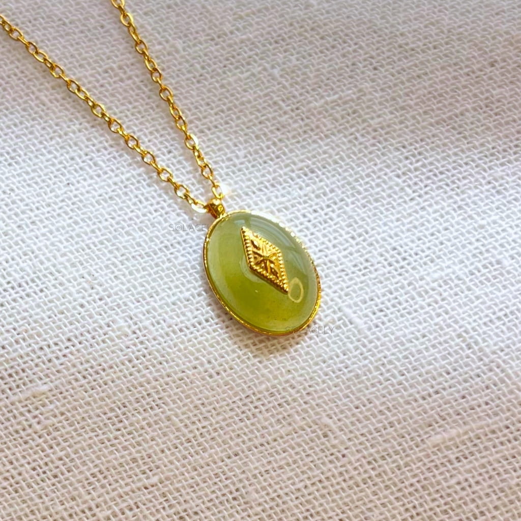 Green aventurine signet pendant necklace