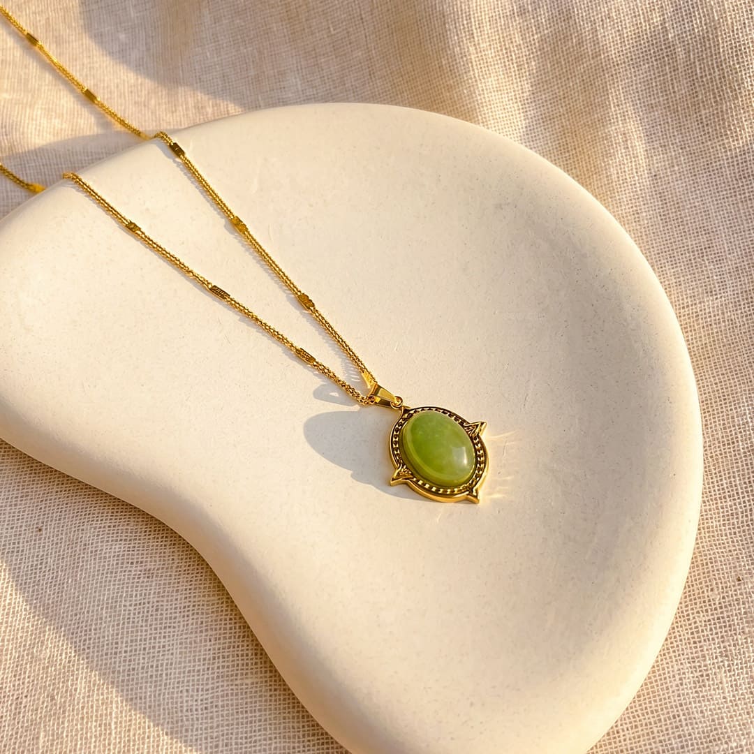 Green aventurine star pendant necklace