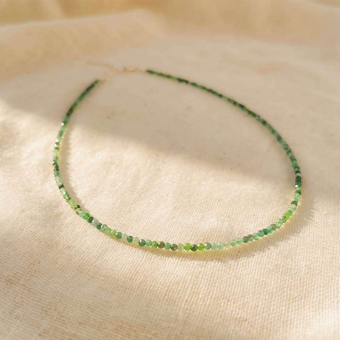 Green emerald gemstone necklace