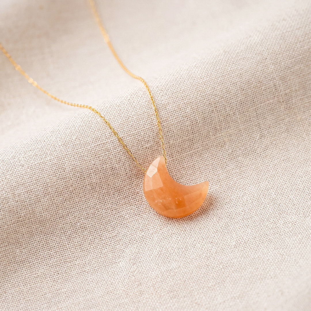 Healing sunstone pendant necklace