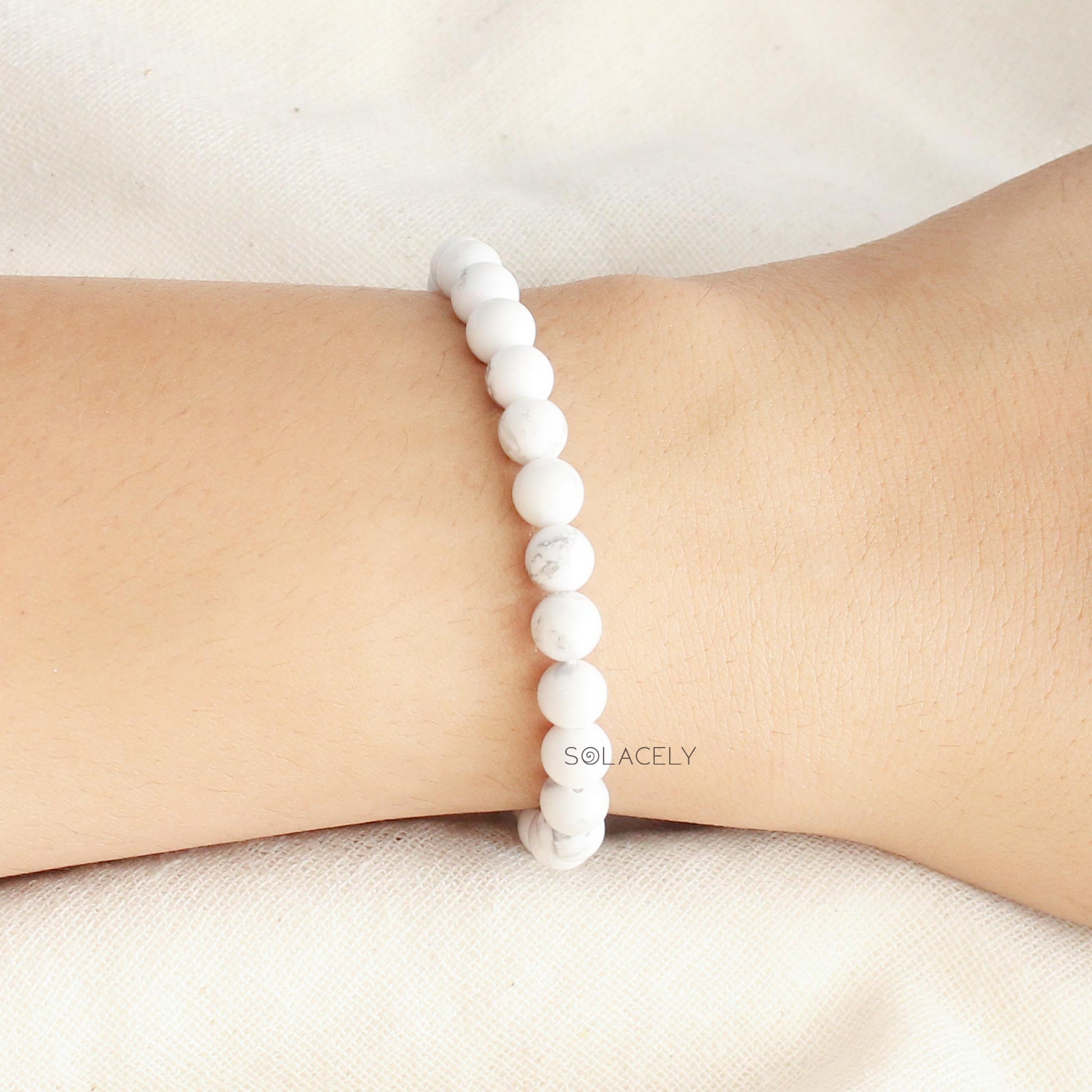 Howlite bracelet 6mm beads
