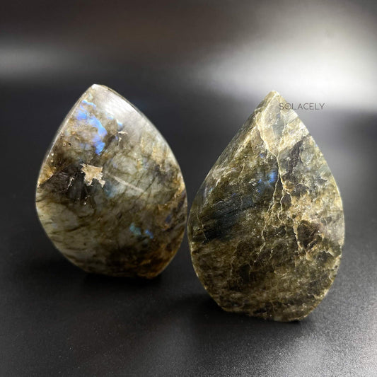 labradorite crystal flame