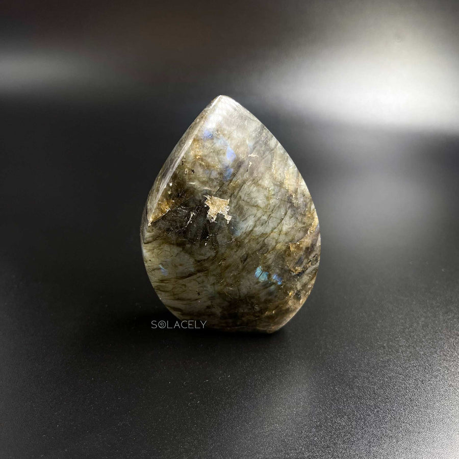 labradorite flame decor