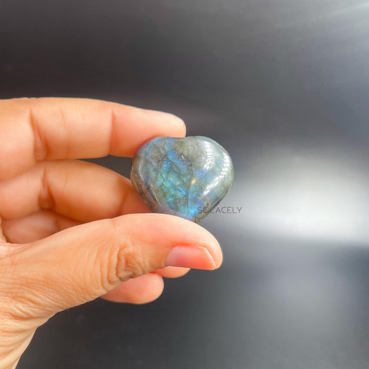 labradorite heart stone