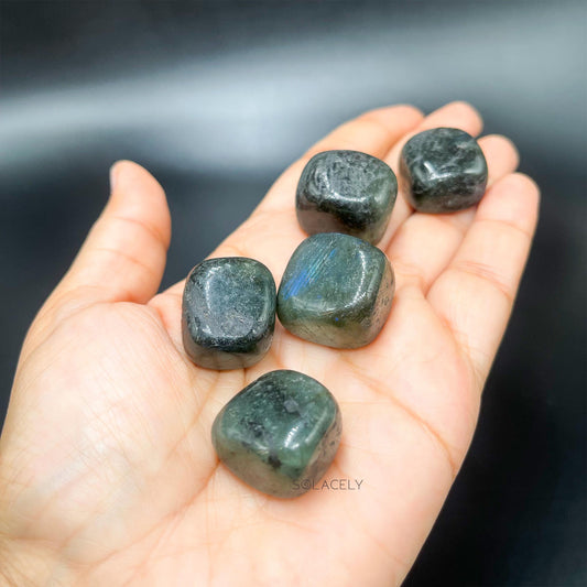 Labradorite tumbled stones