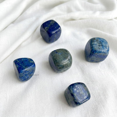 Lapis lazuli tumble stone