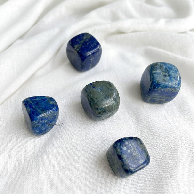 Lapis lazuli tumble stone