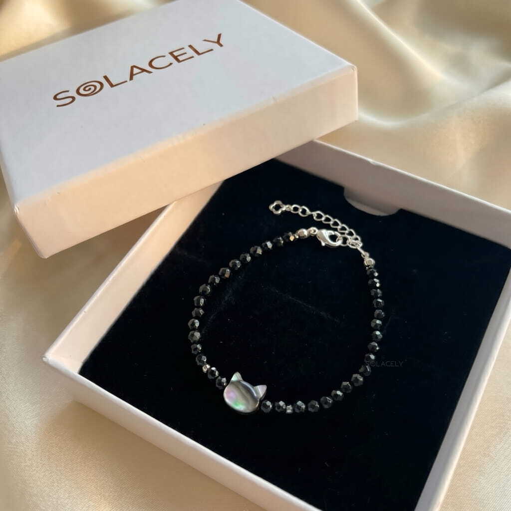 Mystic cat protection crystal bracelet