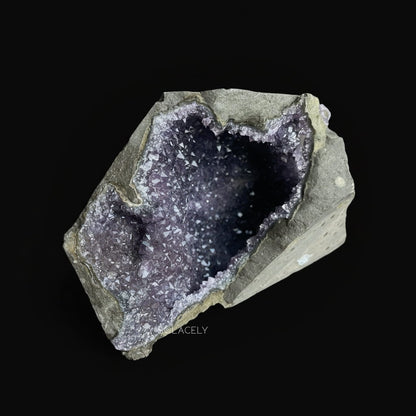 Natural brazilian amethyst crystal geode