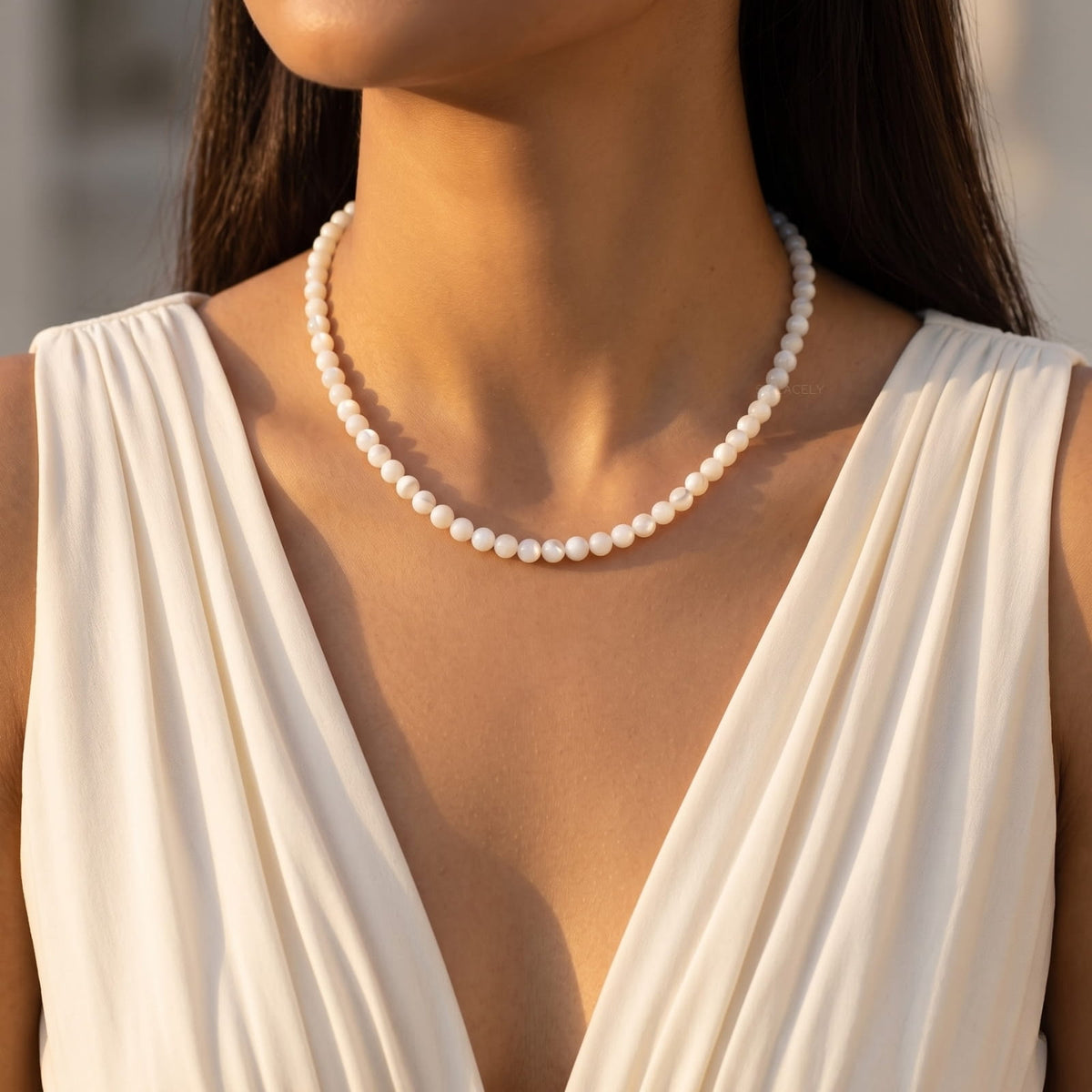Natural mother of pearl necklace