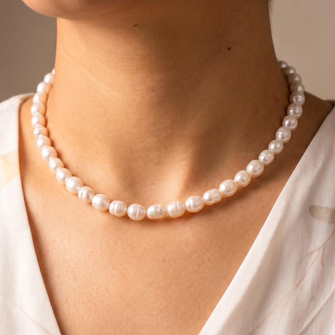 Natural pearl pendant necklace