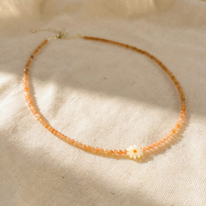 Natural sunstone flower necklace