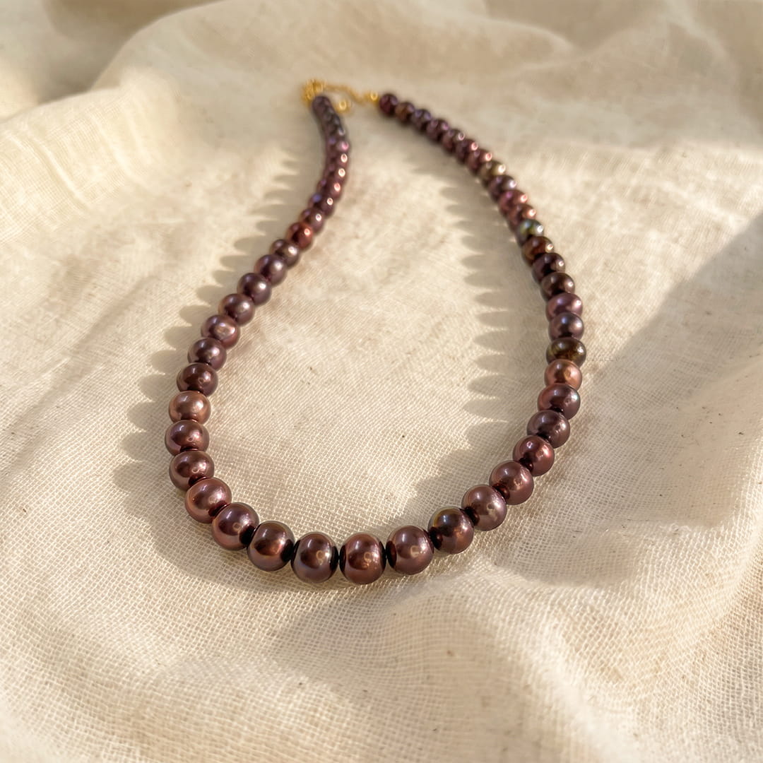 Peacock Pearl Necklace