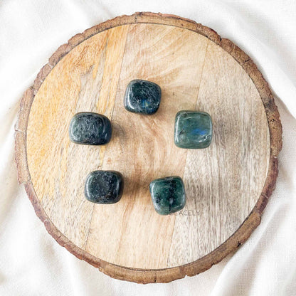 Polished labradorite Tumble Stones
