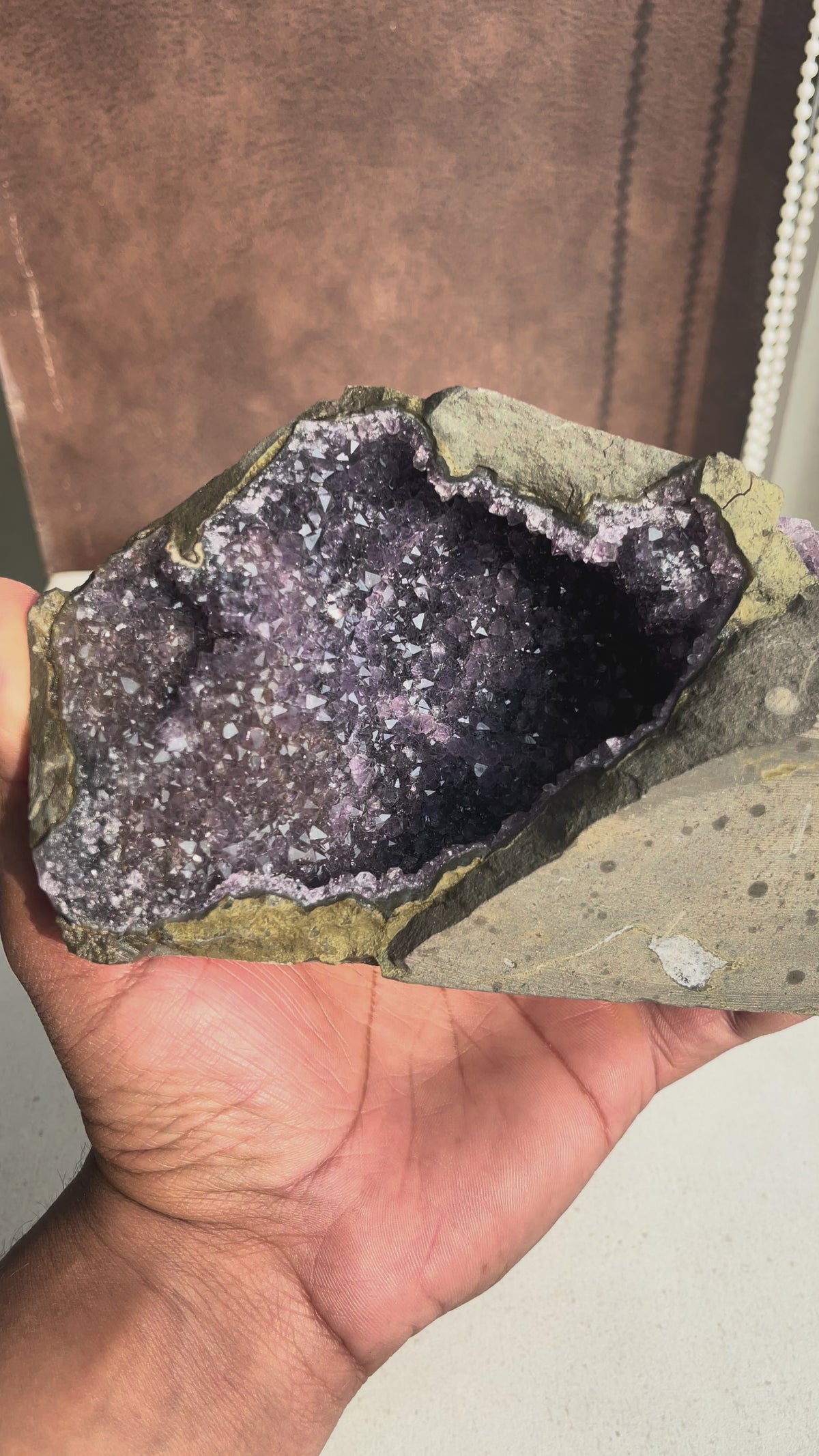 Brazilian Amethyst Geode (1191 g)
