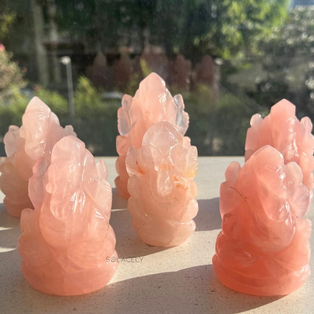 Rose quartz ganesha for positive energy