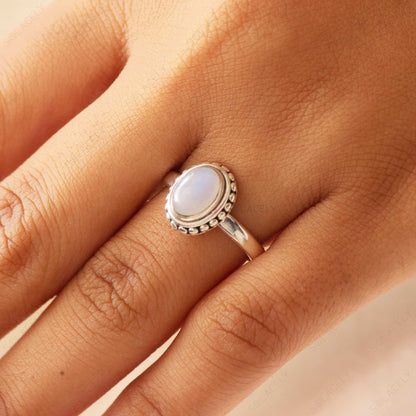 sterling silver moonstone oval ring