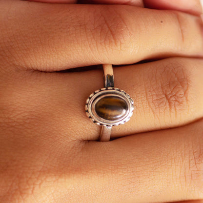 sterling silver ring with tigers eye oval