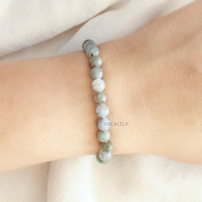 Stretchy labradorite bead bracelet